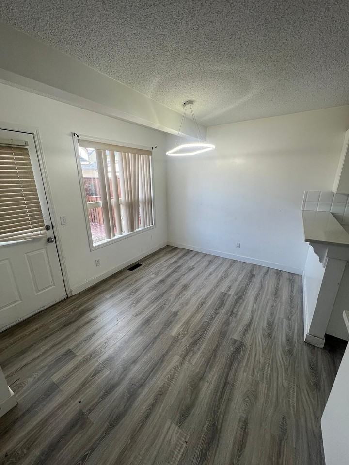 387 Taracove Estate Dr Ne - Photo 5 of 15