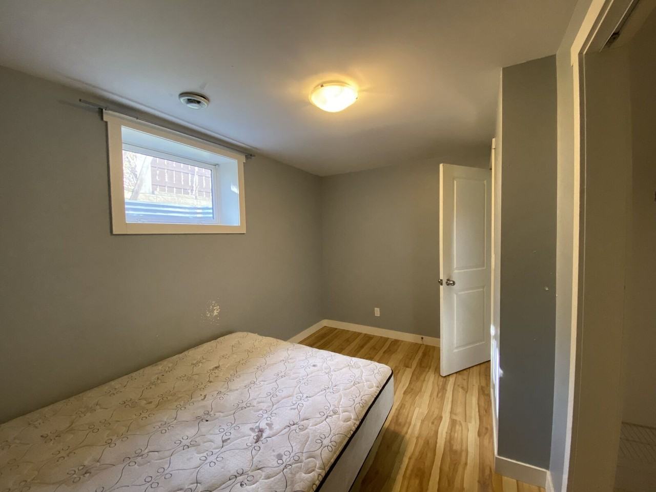 8104 96 Ave Nw - Photo 6 of 7