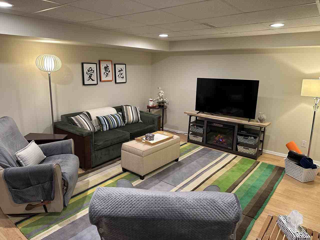 12929 128 St Nw - Photo 2 of 10