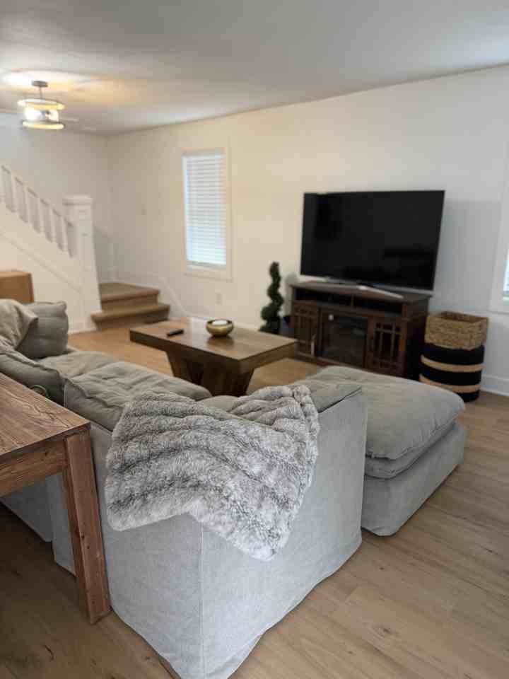 1201 Elston St #NA - Photo 4 of 19