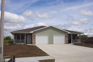 featured image of 521 Landmann St #A