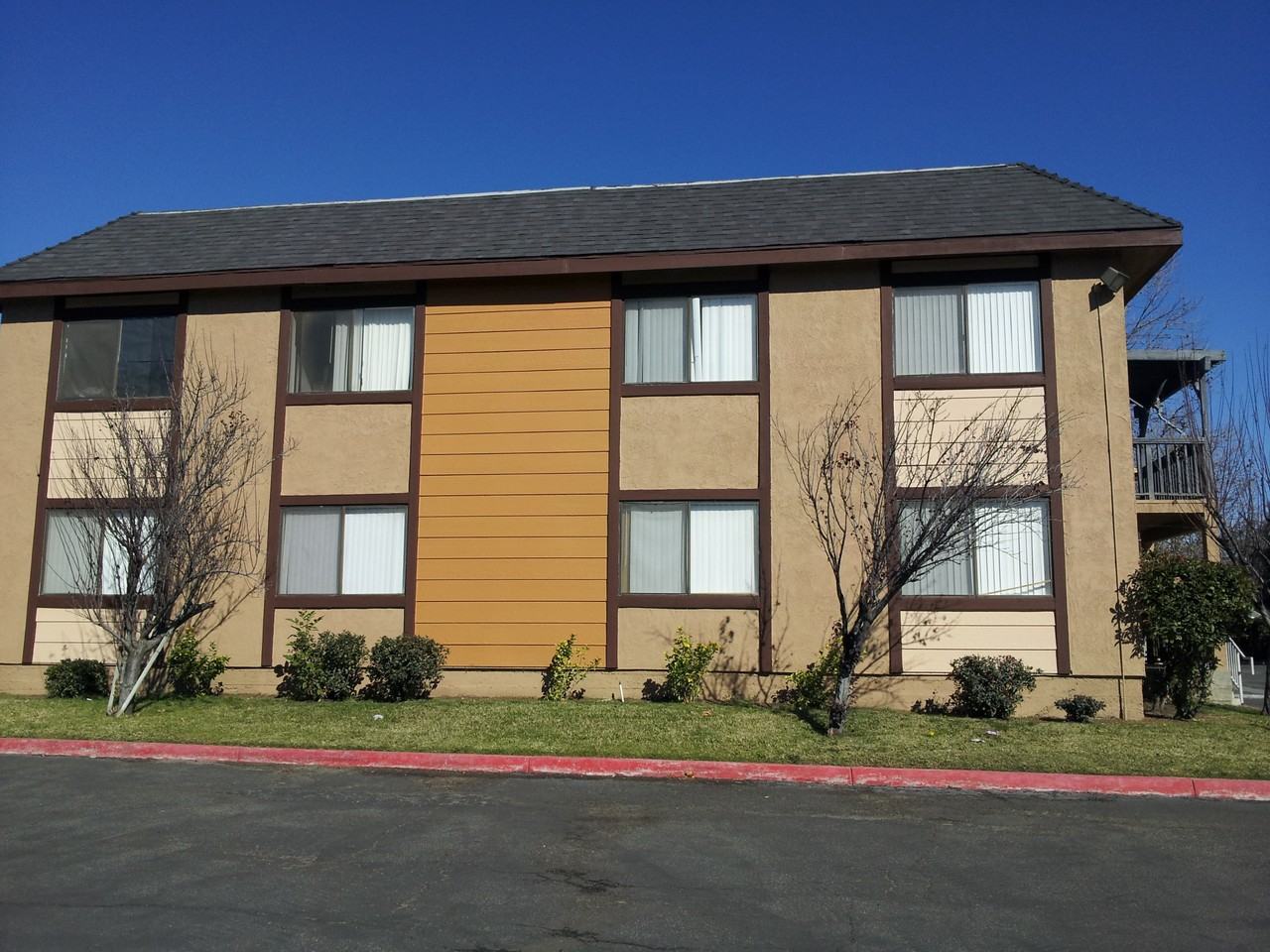 17797 San Bernardino Ave - Photo 3 of 14