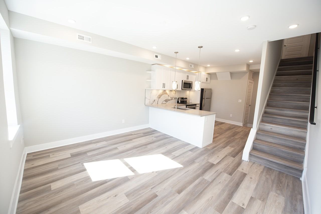 2835 W Oxford St #2 - Photo 3 of 14