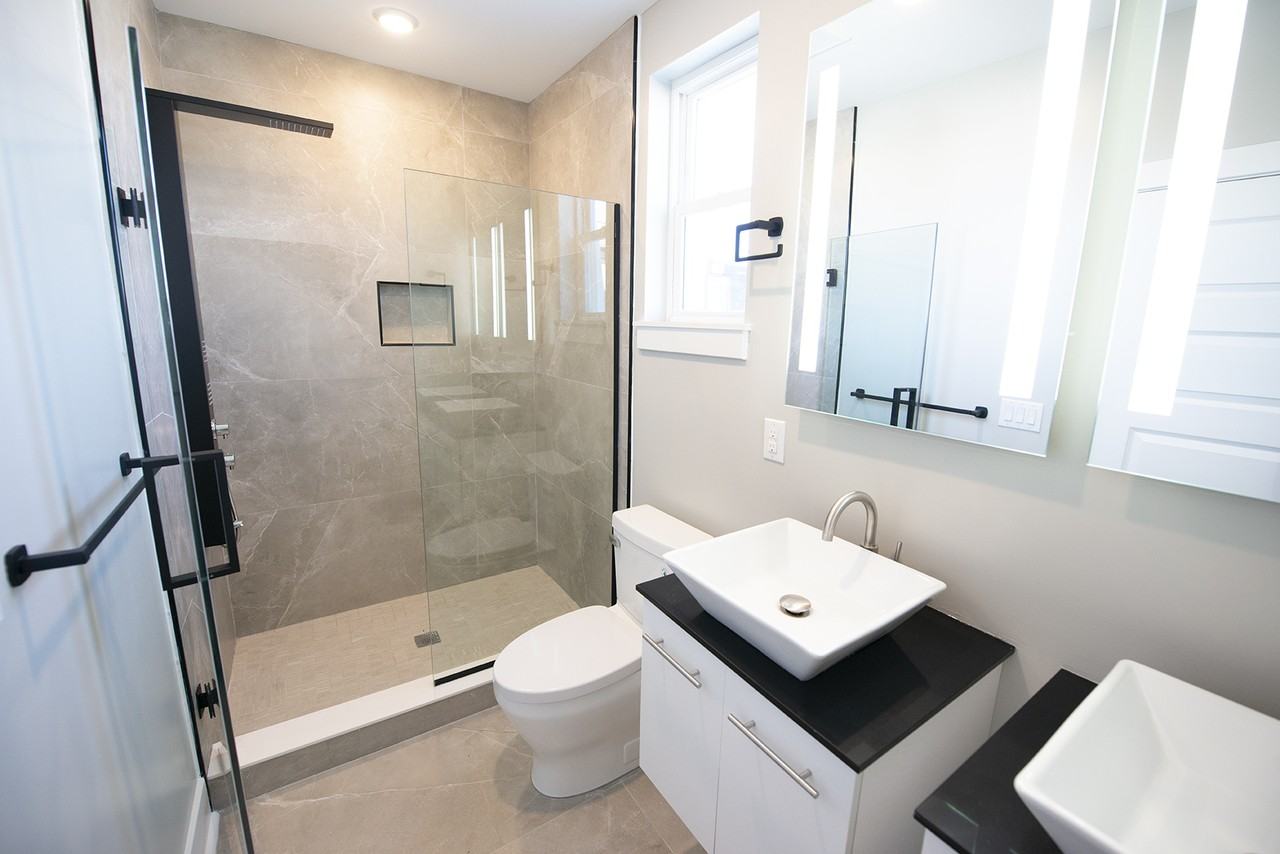 2835 W Oxford St #2 - Photo 4 of 14