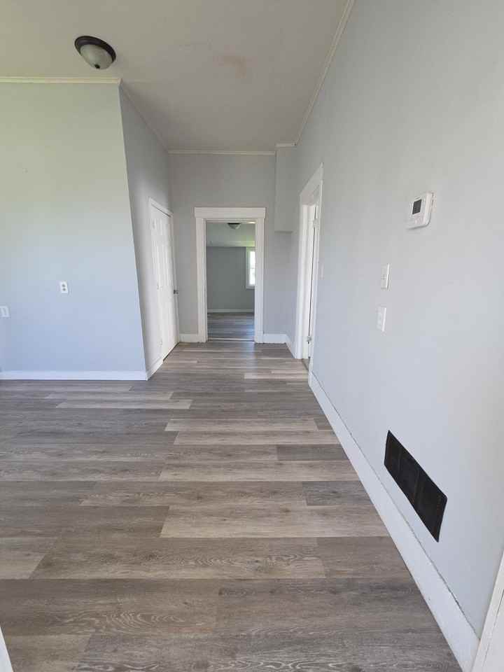 1023 Emmons St #NA - Photo 7 of 10