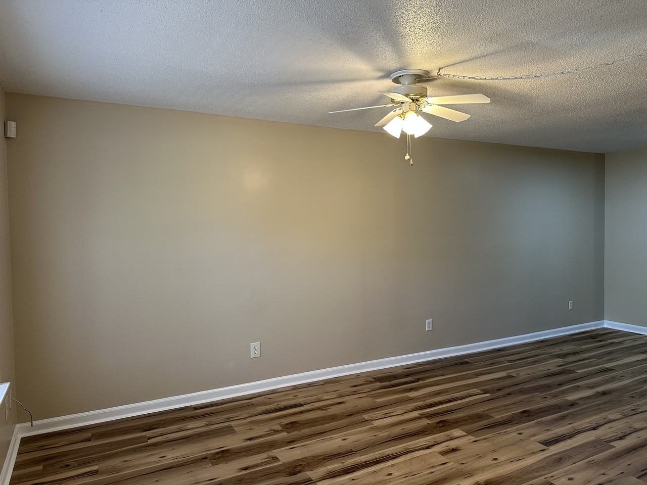 1029 Sutor Rd #1029 - Photo 7 of 11