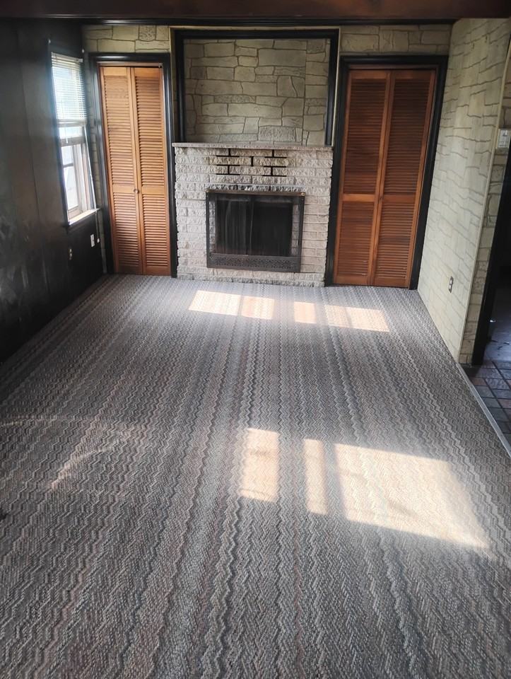 408 Willow Ave - Photo 3 of 5