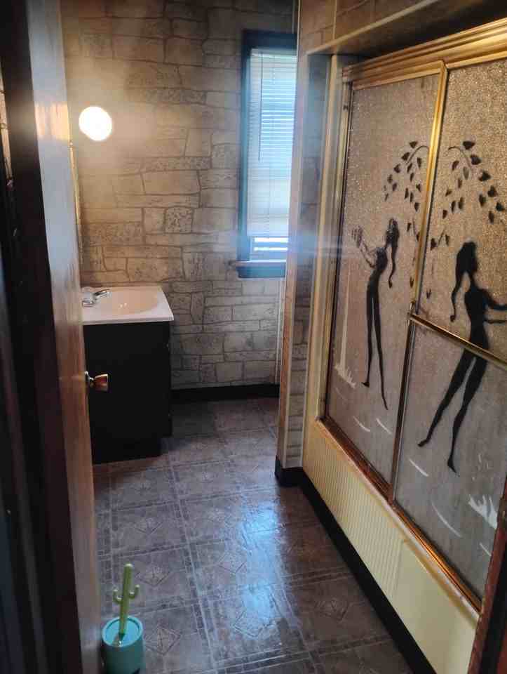408 Willow Ave - Photo 5 of 5