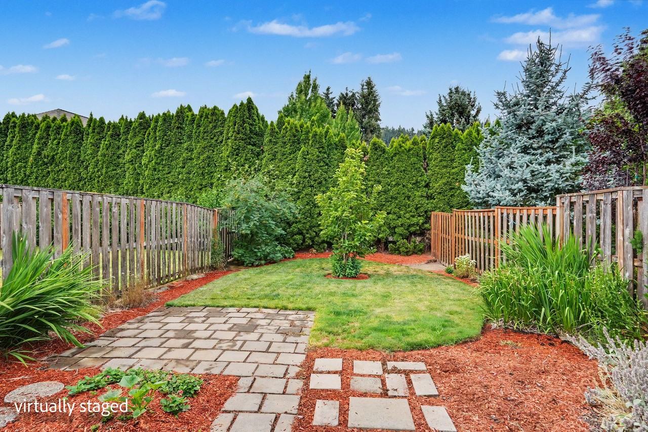 418 Walnut Way - Photo 4 of 17