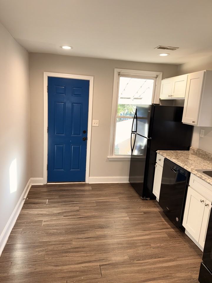 262 Minor St #1 - Photo 2 of 22