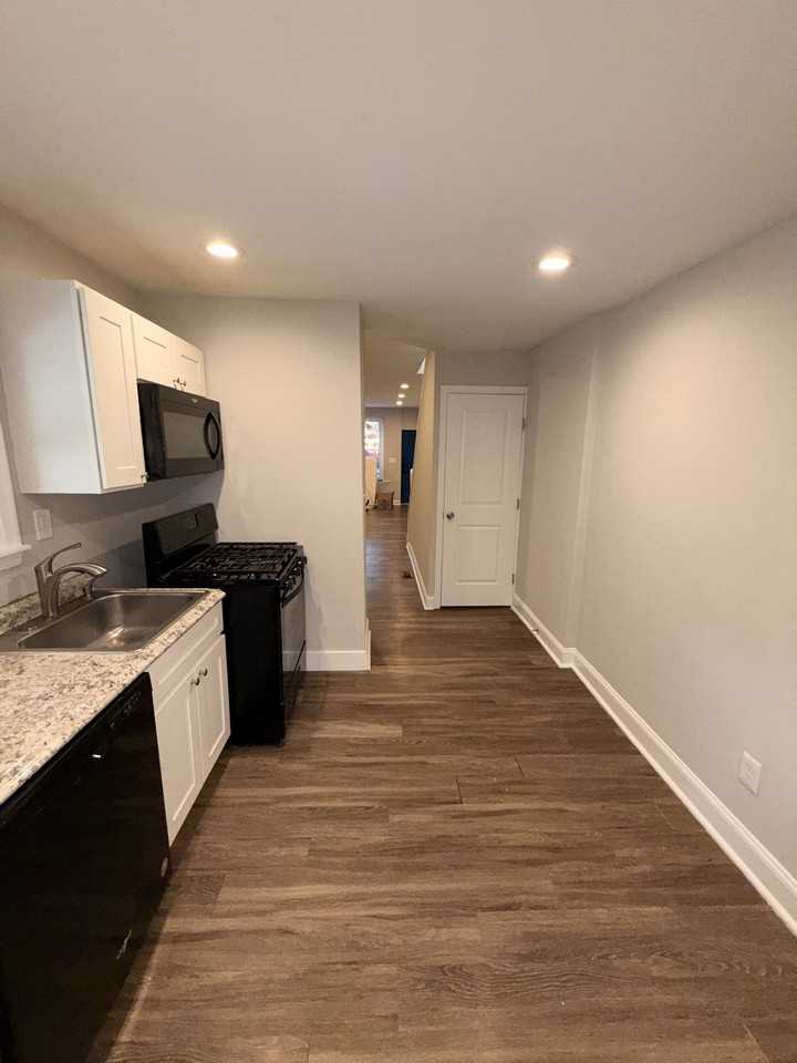 262 Minor St #1 - Photo 3 of 22