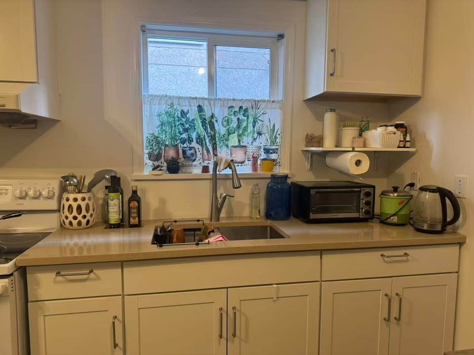 3371 East 29th Avenue - Photo 5 of 11