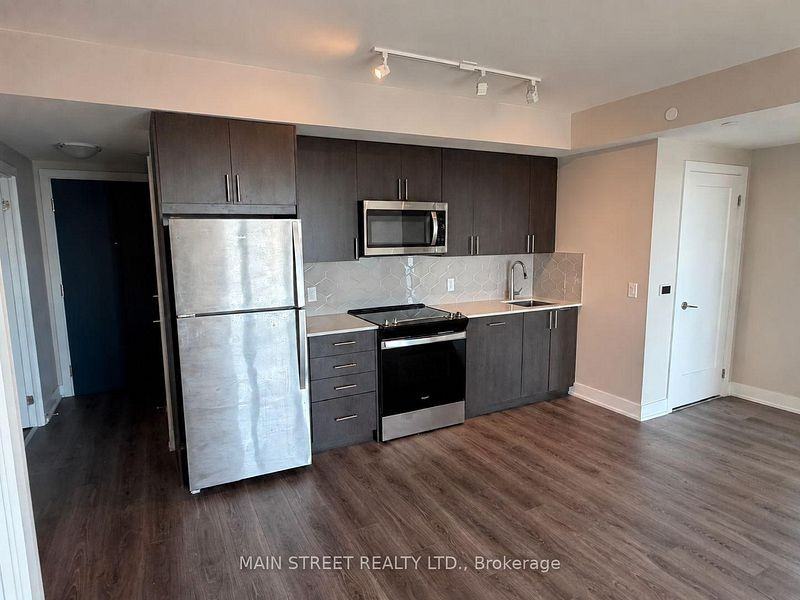 2545 Simcoe Street North - Photo 3 of 12
