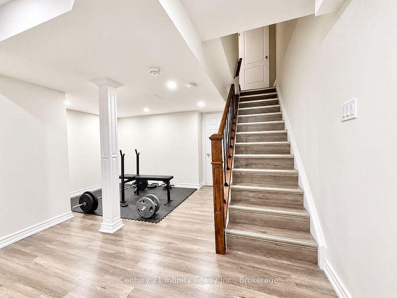 2339 Dress Circle Crescent - Photo 7 of 13