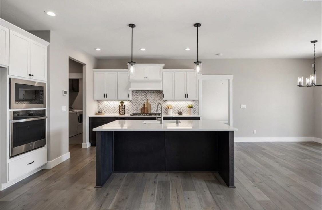 2456 Maggio Loop #NA - Photo 4 of 32