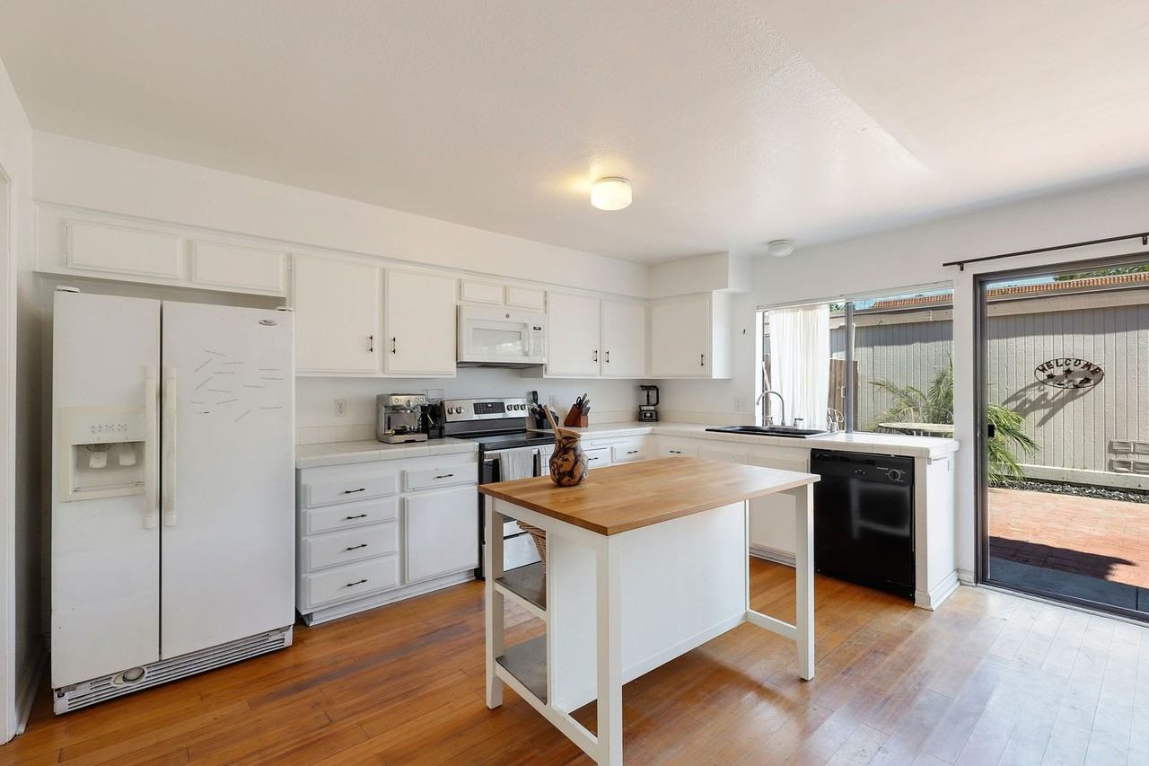 2804 Via Pajaro - Photo 3 of 29