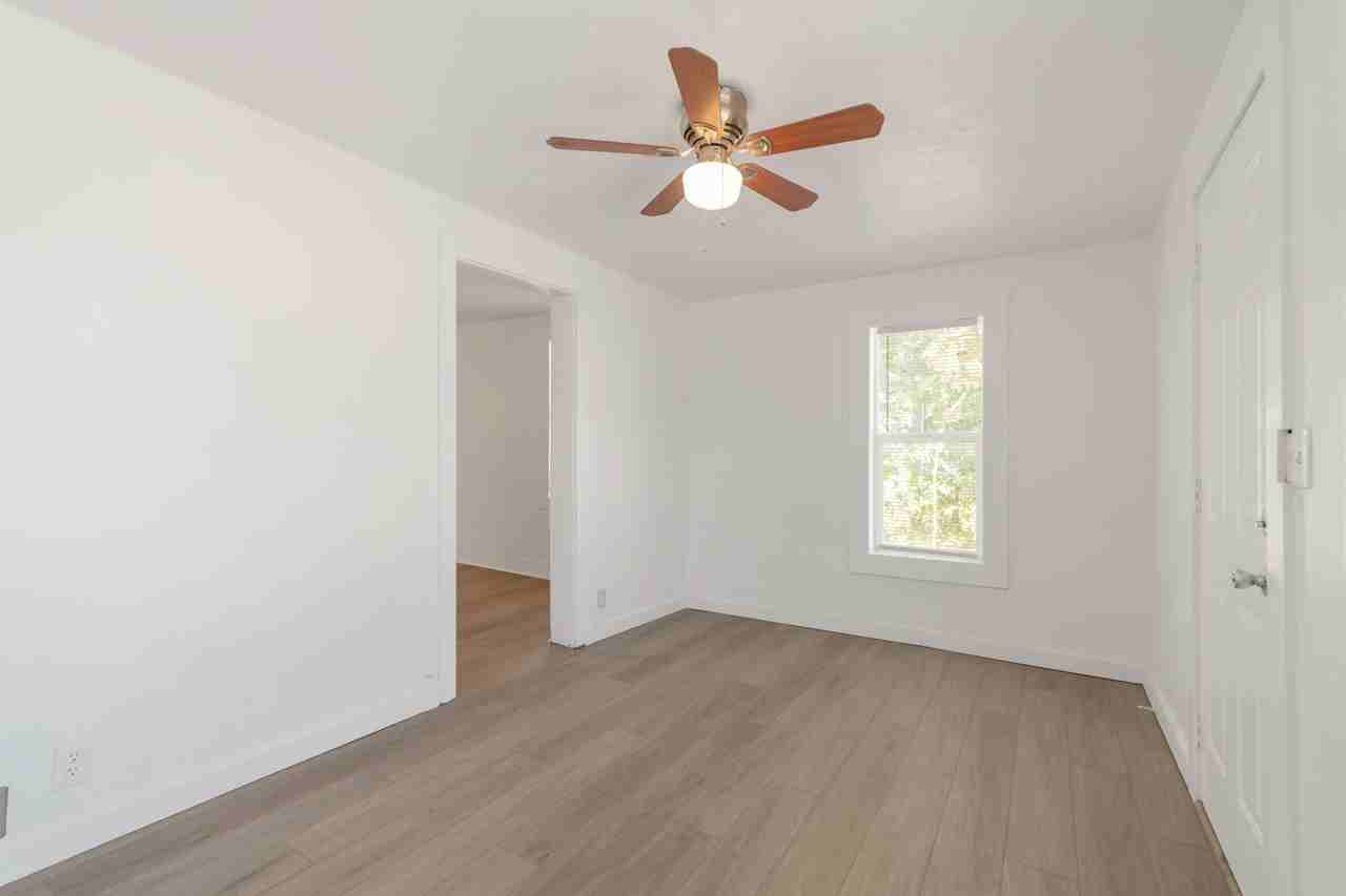 2962 Sw - Photo 4 of 15