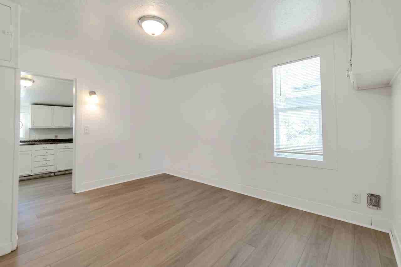 2962 Sw - Photo 7 of 15