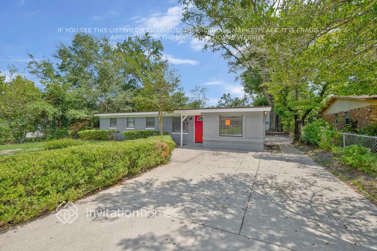 7418 Impala Ln - Photo 2 of 23