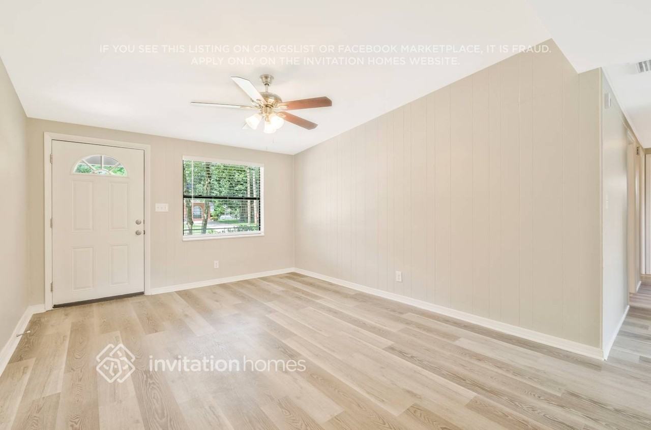 7418 Impala Ln - Photo 4 of 23