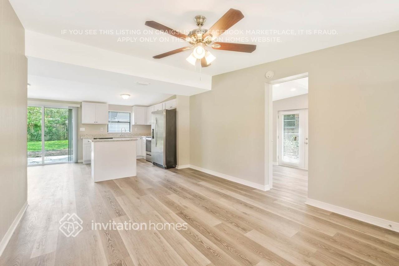7418 Impala Ln - Photo 6 of 23