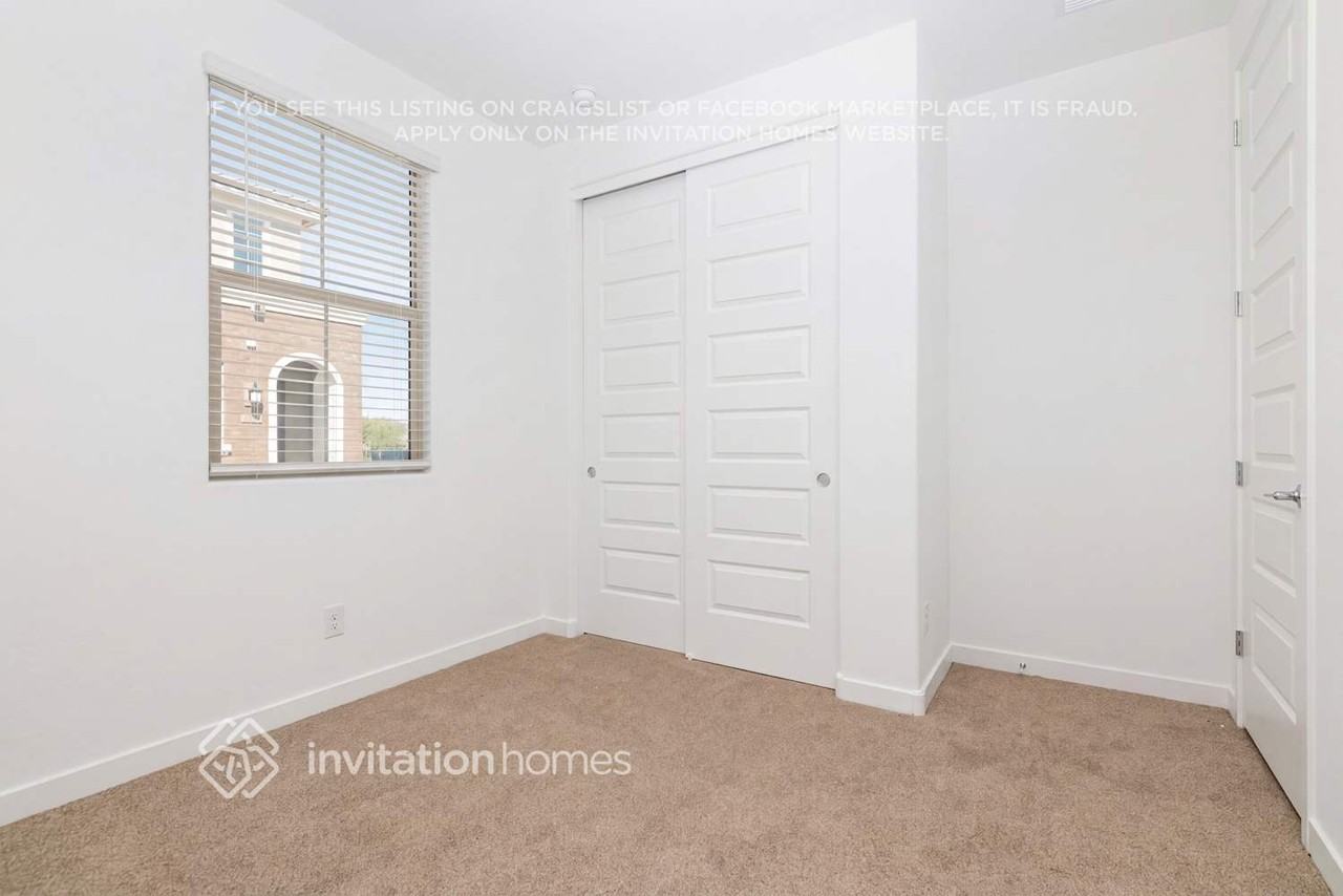 9915 E Tiburon Ave - Photo 7 of 28