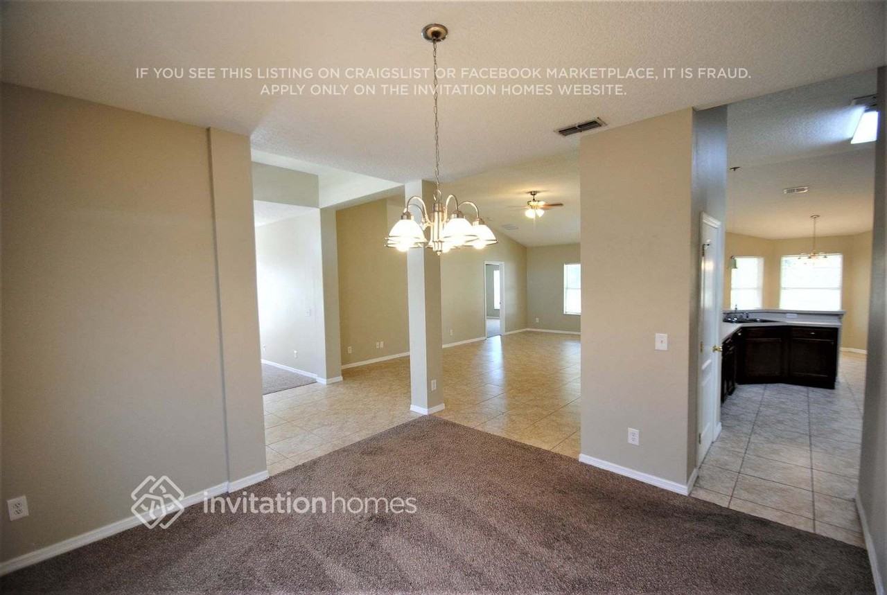 3238 Lorimar Ln - Photo 3 of 14
