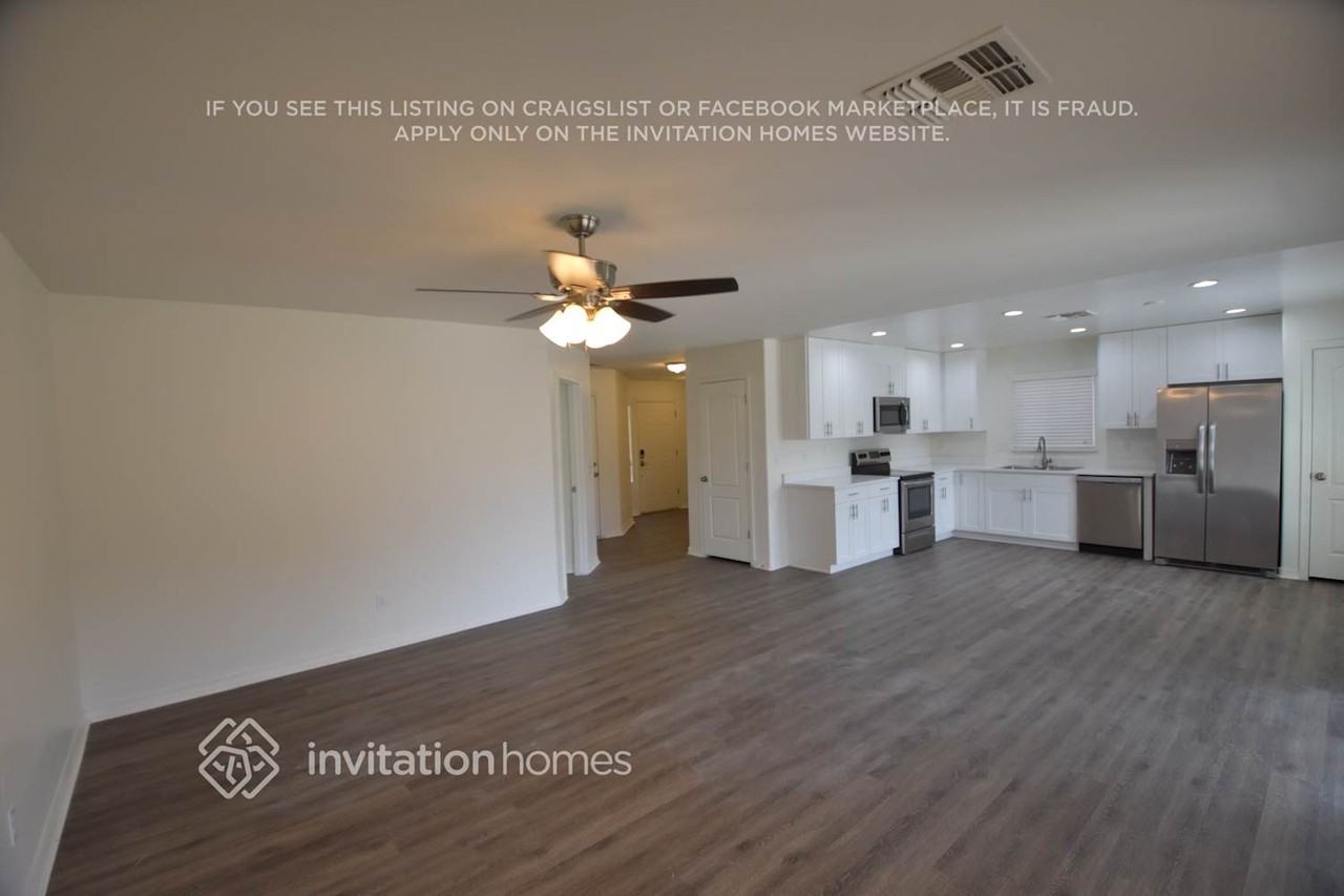 43935 W Wild Horse Trl - Photo 4 of 16