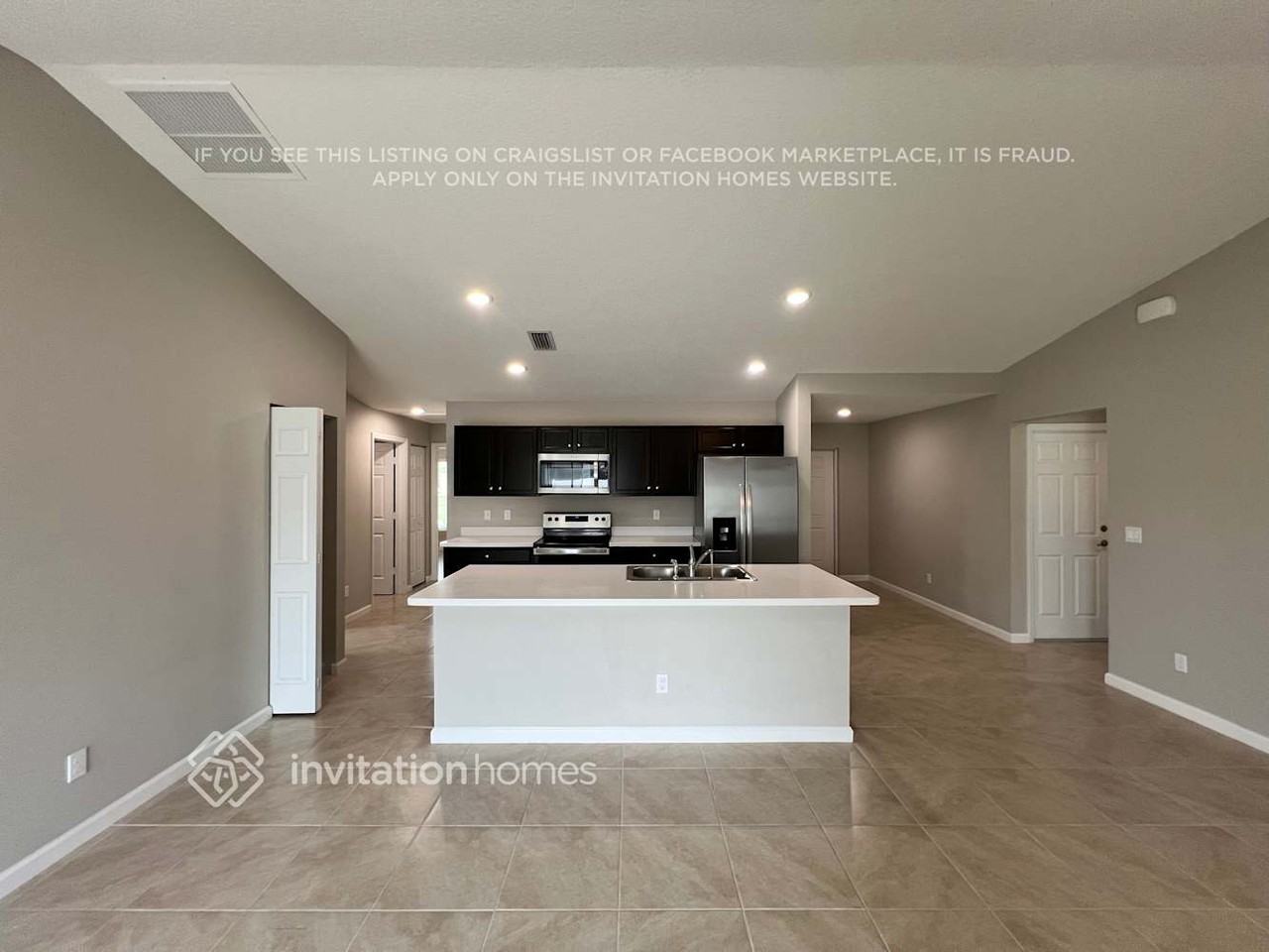 838 Sw Canary Ter - Photo 7 of 20