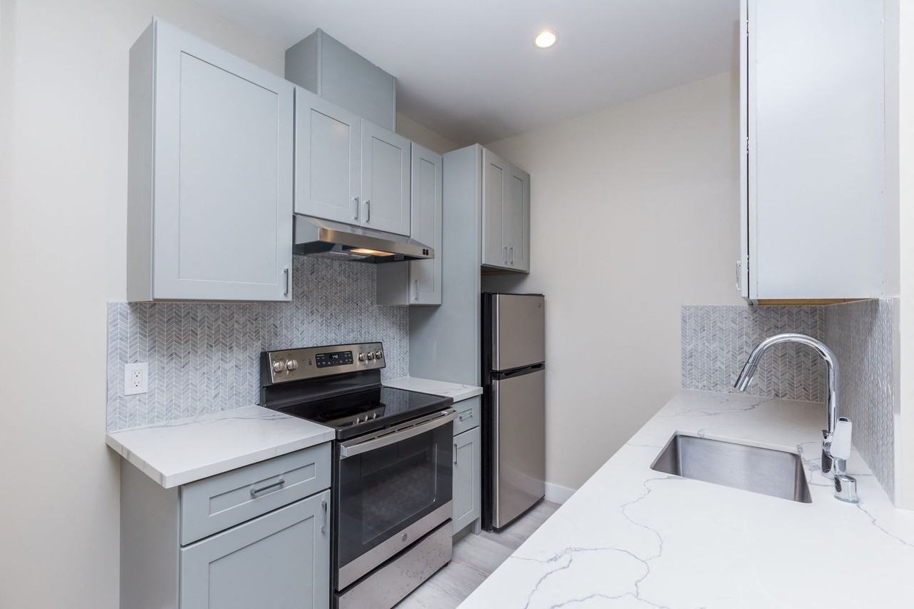 2510 Central - Photo 5 of 19