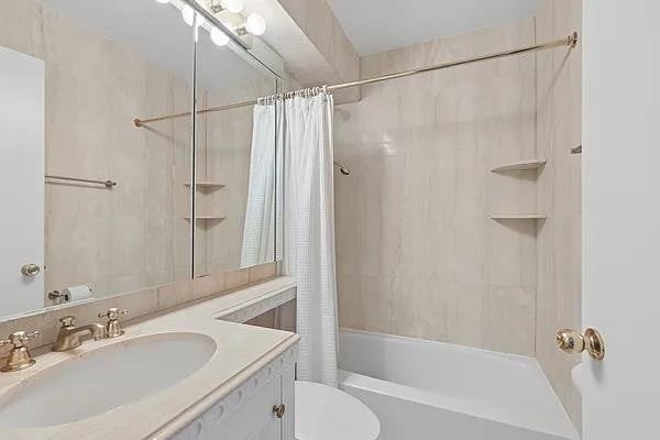 E 84th St #4B - Photo 6 of 20