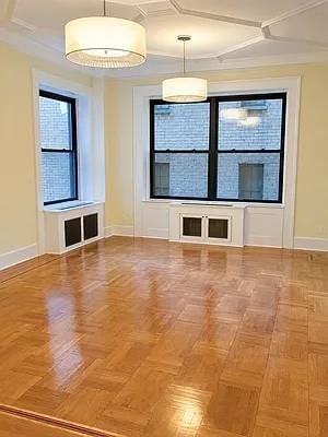 Madison Ave #5G - Photo 5 of 10