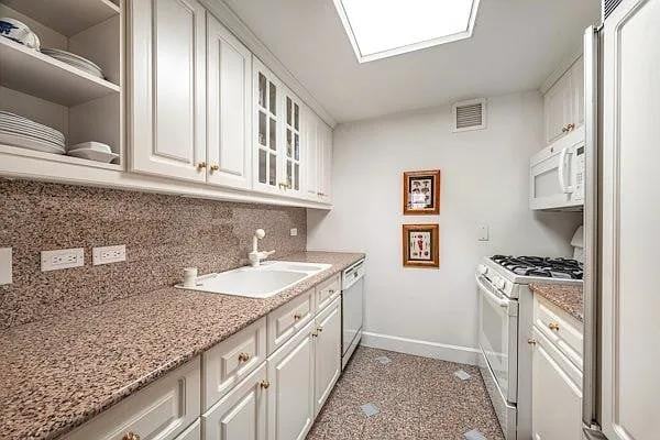 5th Ave #5D - Photo 5 of 7