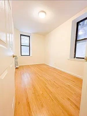 E 84th St #1F - Photo 4 of 20