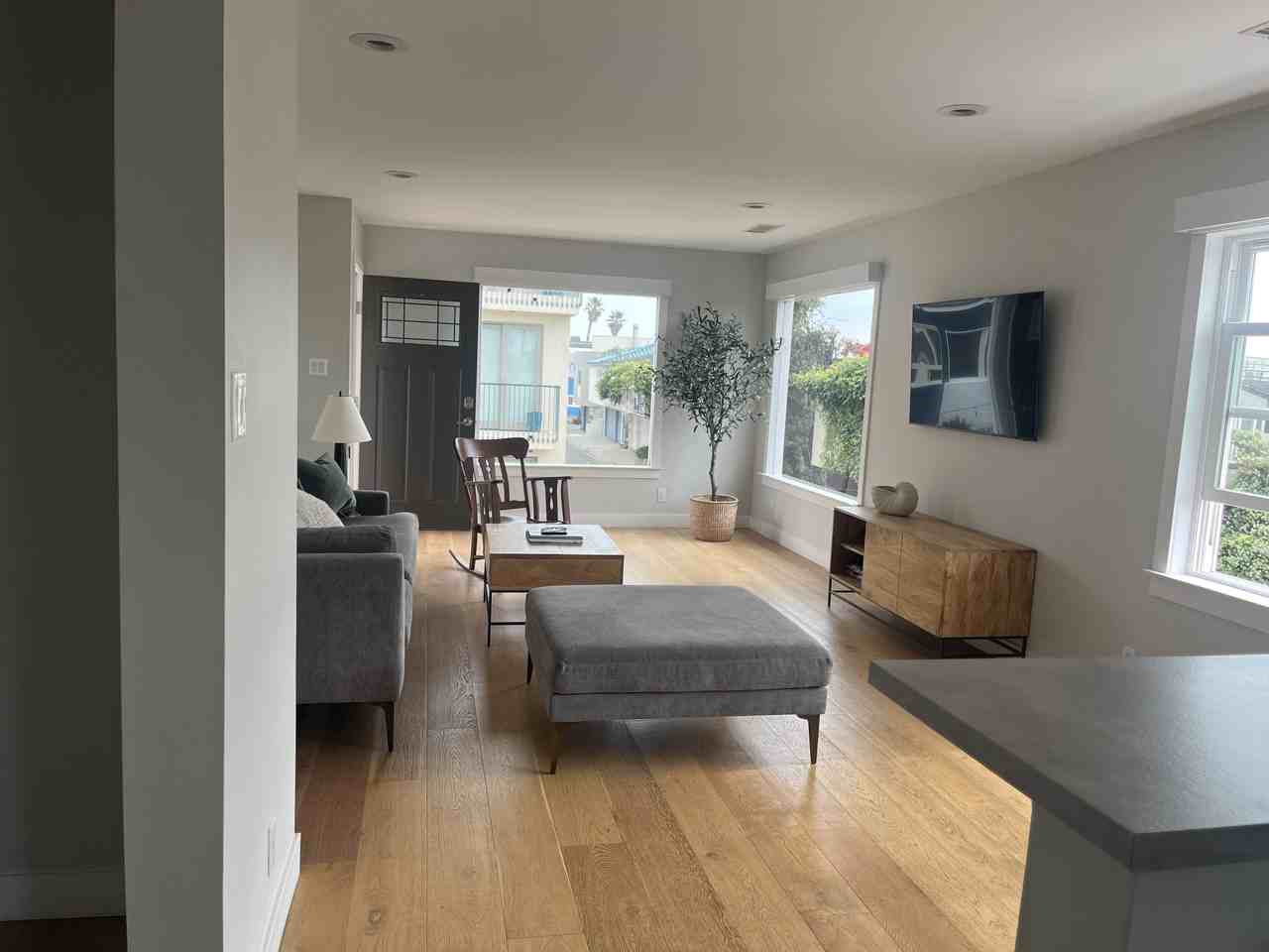 115 17th Street - Photo 2 of 27