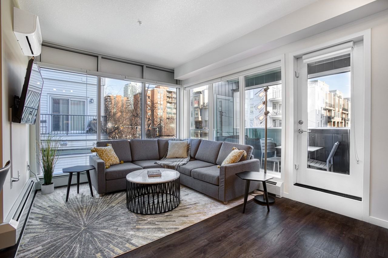 The Fifth Apartments - Photo 6 of 35