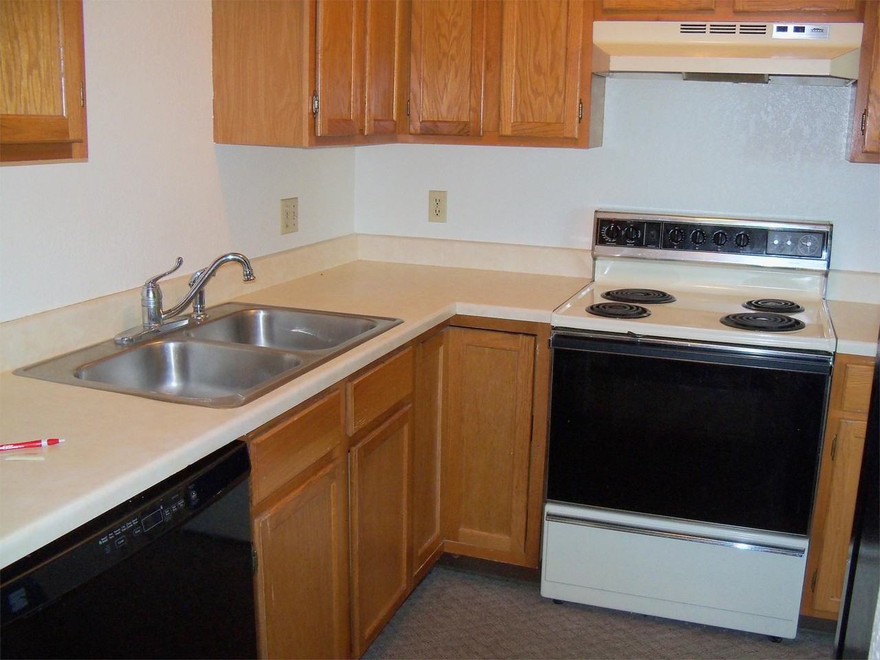 10 Almadin Ln #A - Photo 7 of 13