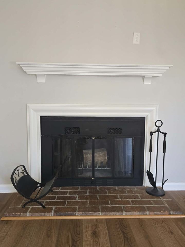 5786 Stone Brook Dr #1 - Photo 3 of 10