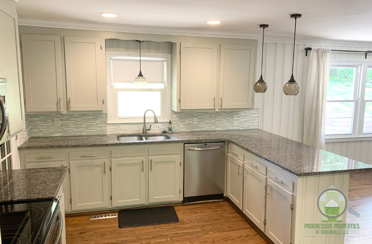 128 W Circle Ave #1 - Photo 5 of 21