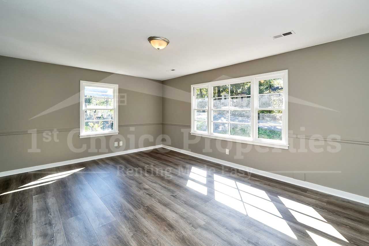 1301 5th Pl Nw #1 - Photo 7 of 21