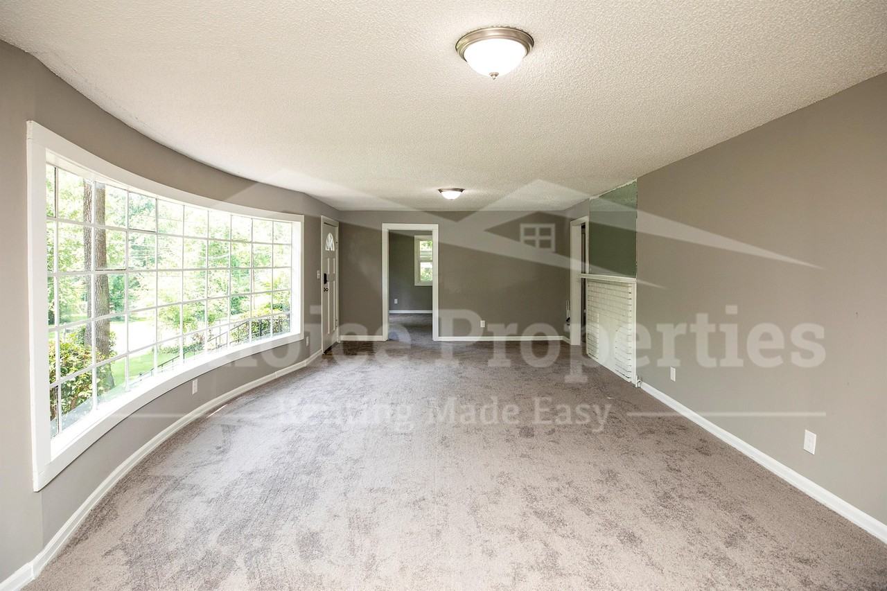 410 Swann Dr #1 - Photo 7 of 21