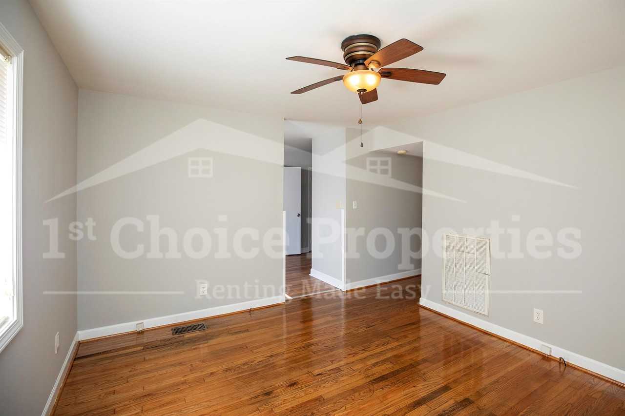 2336 2nd Pl Ne #1 - Photo 6 of 20