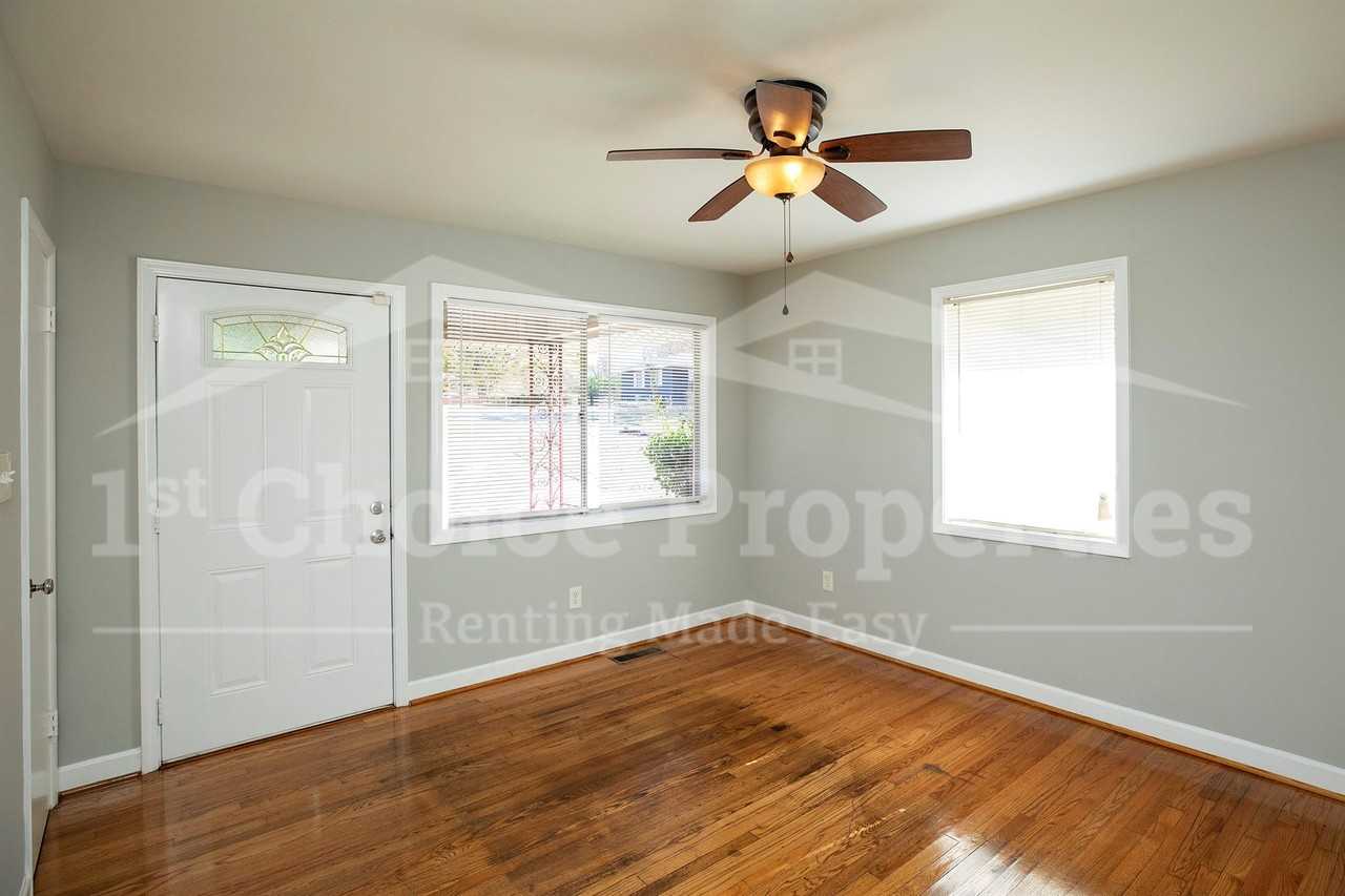 2336 2nd Pl Ne #1 - Photo 7 of 20