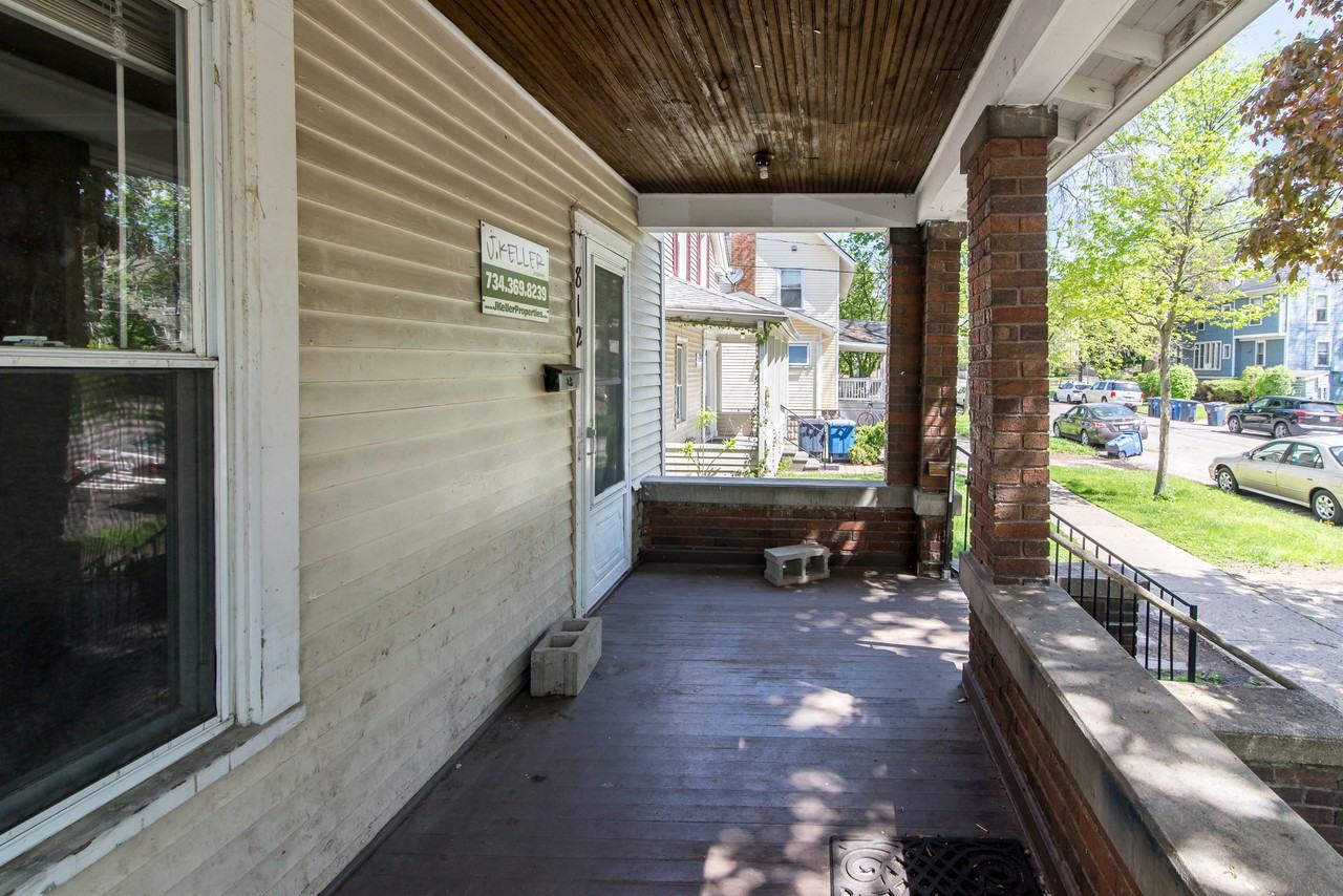 812 Sybil St #1 - Photo 3 of 45