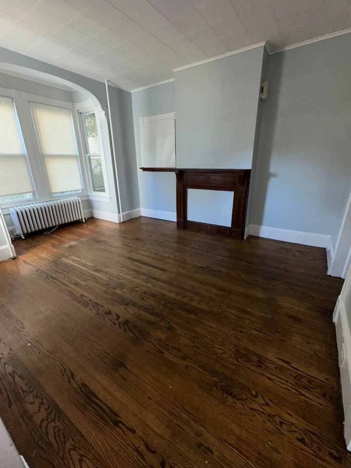 135 W Main St - Photo 7 of 9