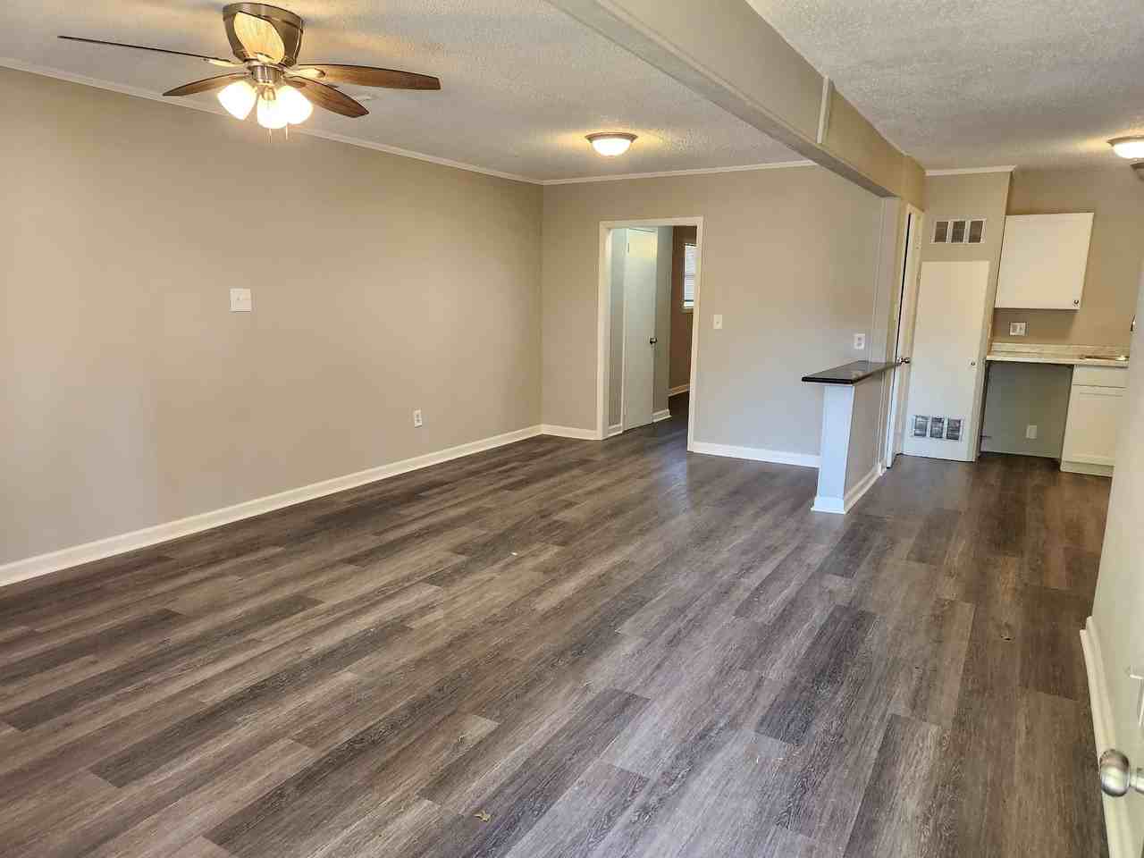 7120 Redwood Dr #1 - Photo 4 of 11