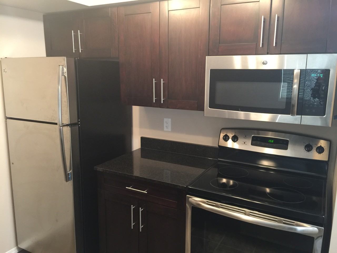 12025 22 Avenue SW - Photo 6 of 16