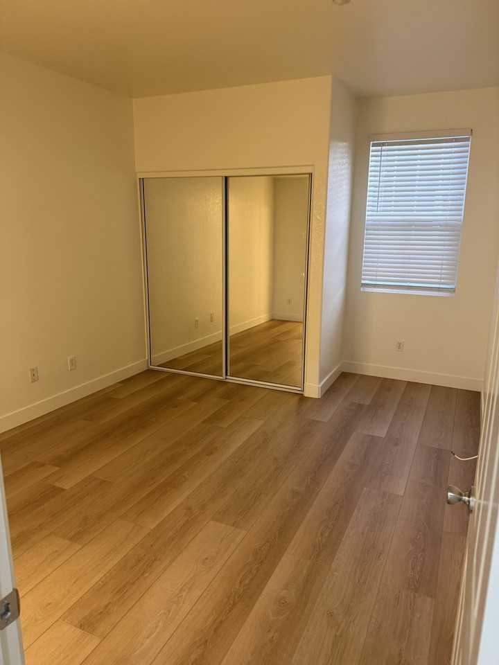 41536 Blue Canyon Ave #1 - Photo 4 of 15