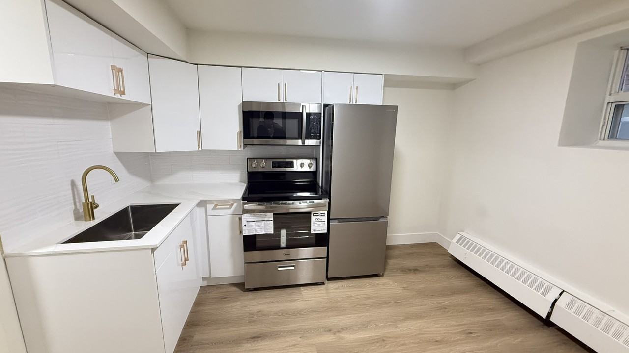 62 Triller Avenue - Photo 3 of 10