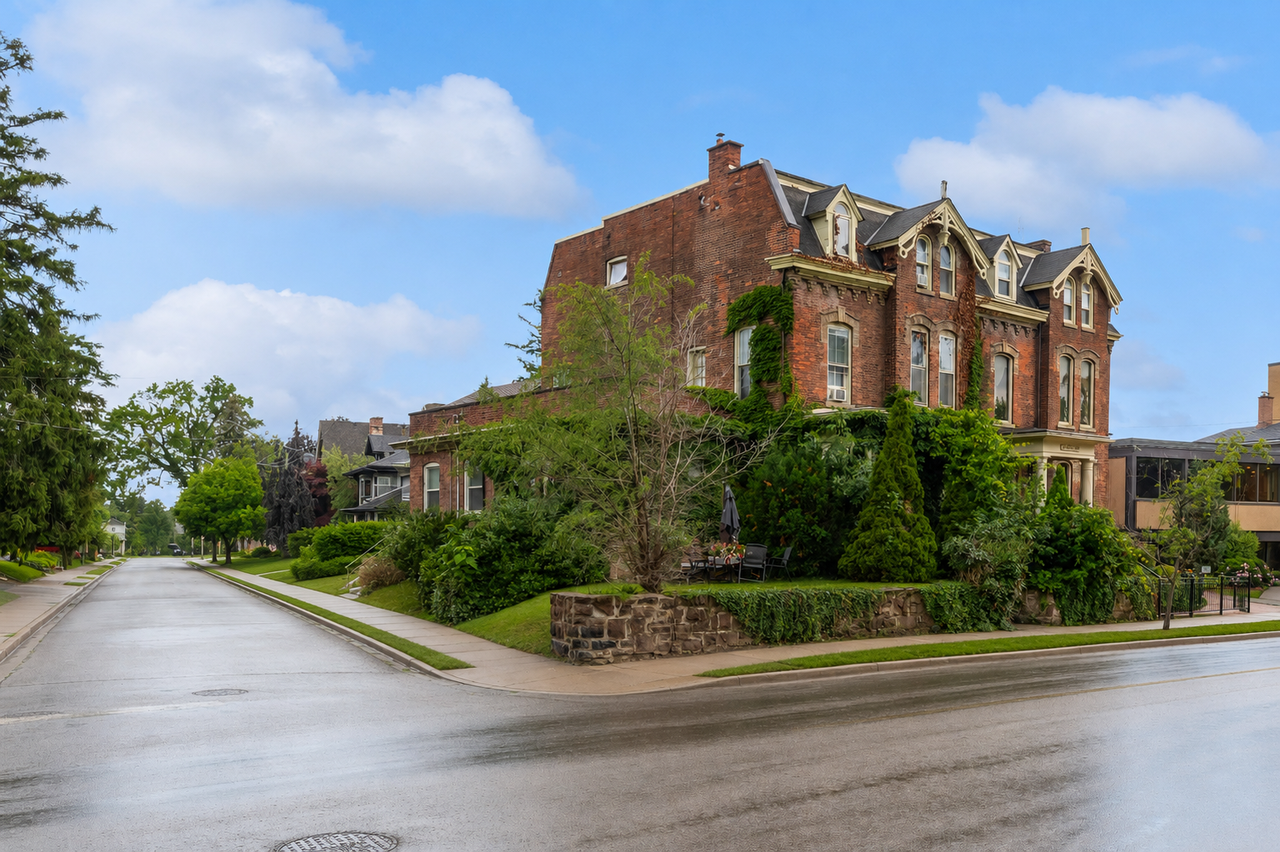 127 Ontario St - Photo 6 of 21